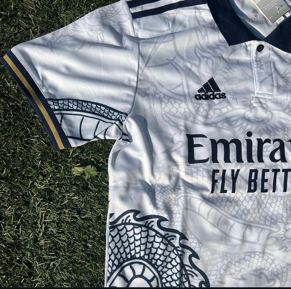 Maillot Real Madrid Dragon Blanc